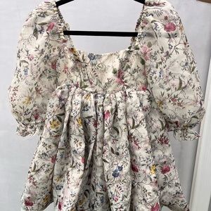 Rare brand new floral print Selkie puff dress